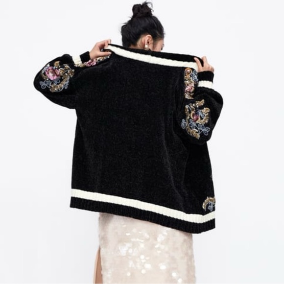 ZARA Knit Floral Appliqué Chunky Open Cardigan - Picture 5 of 14
